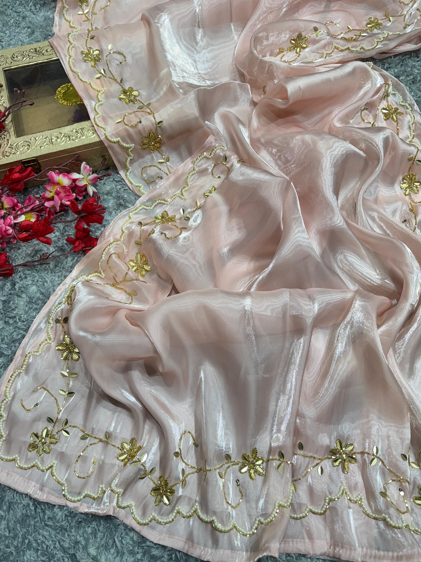 Gulnoor Hand Embroidered Saree
