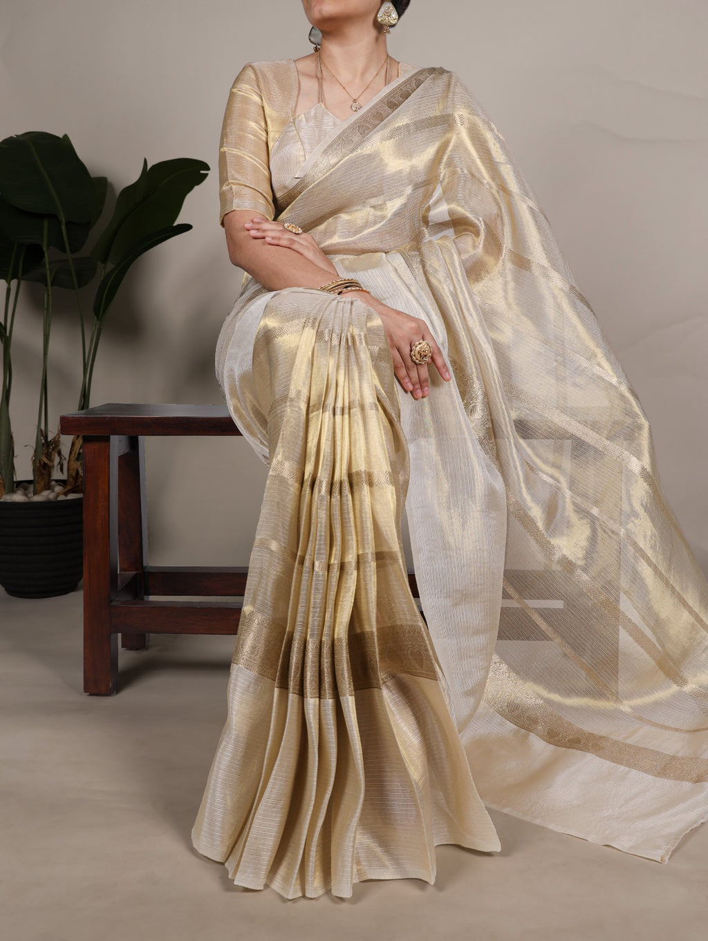 Swarnika Tissue Zari Saree