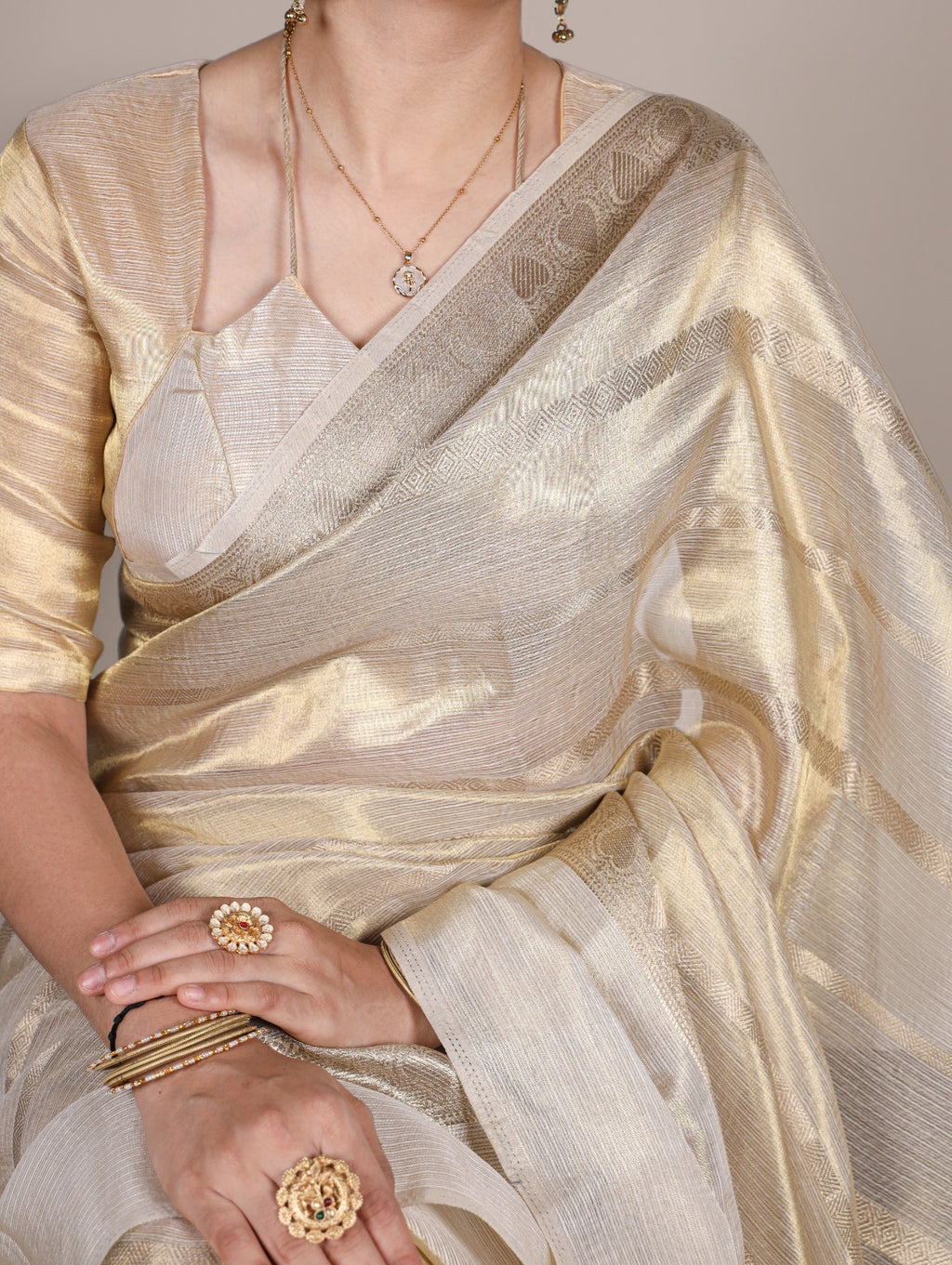 Swarnika Tissue Zari Saree