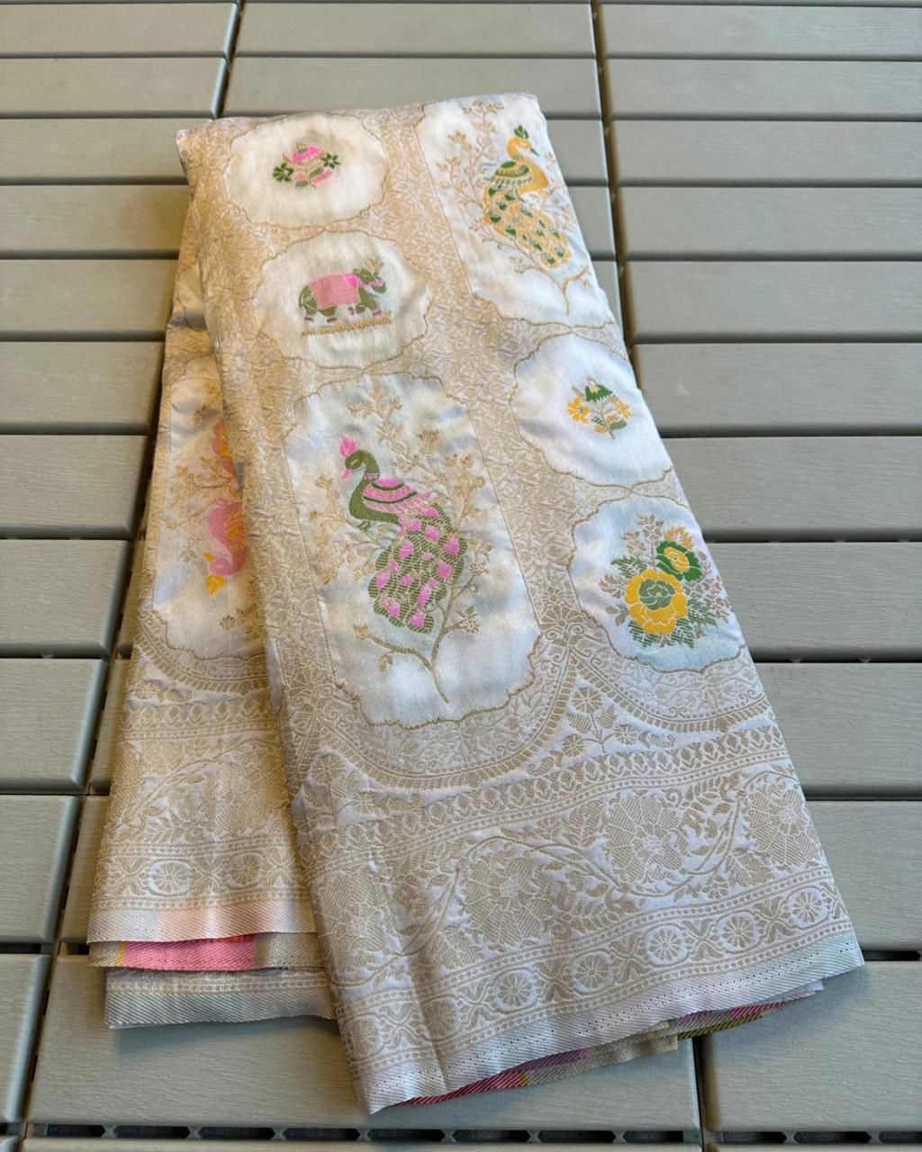Vasundhara Banarasi Matka Saree