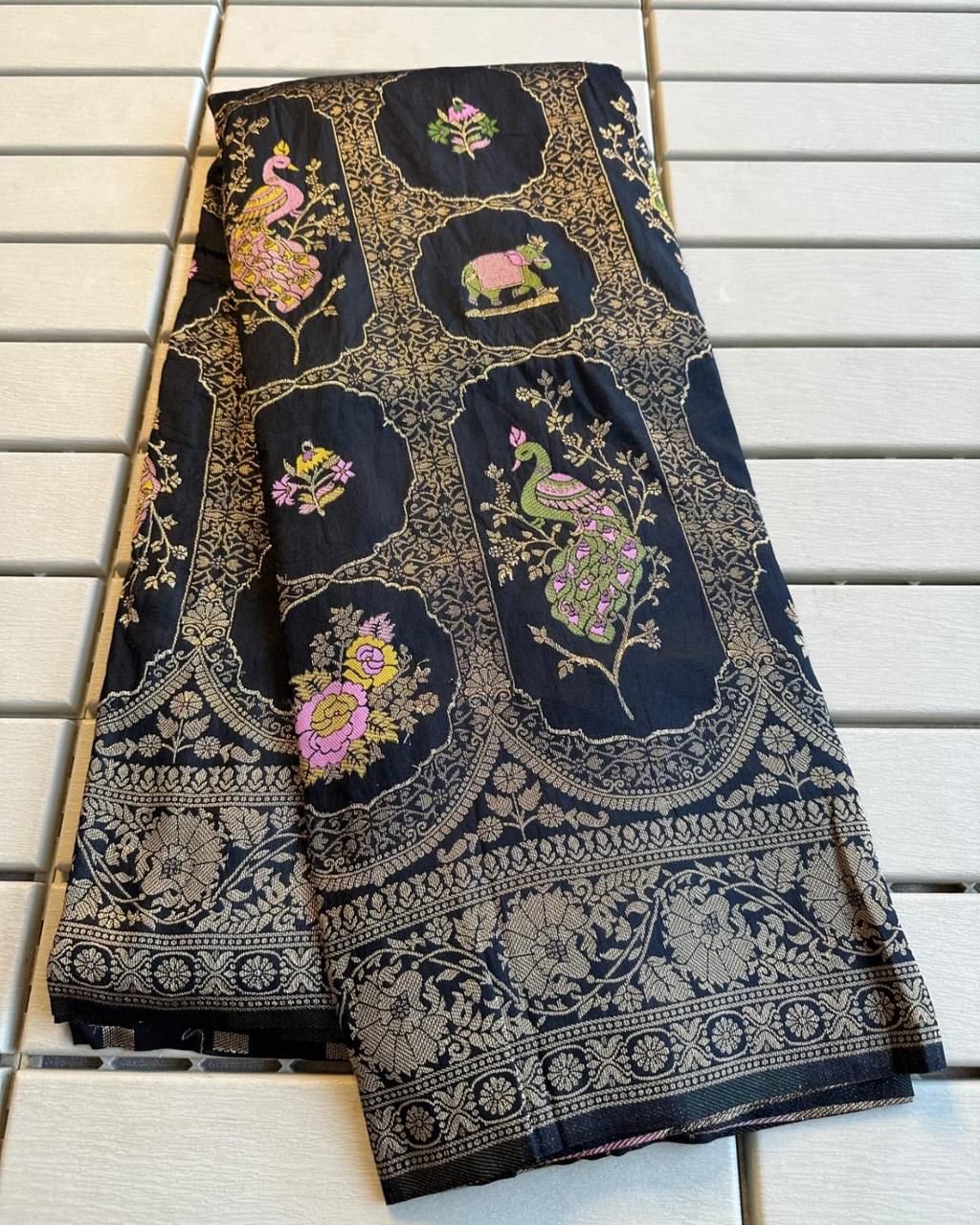 Vasundhara Banarasi Matka Saree